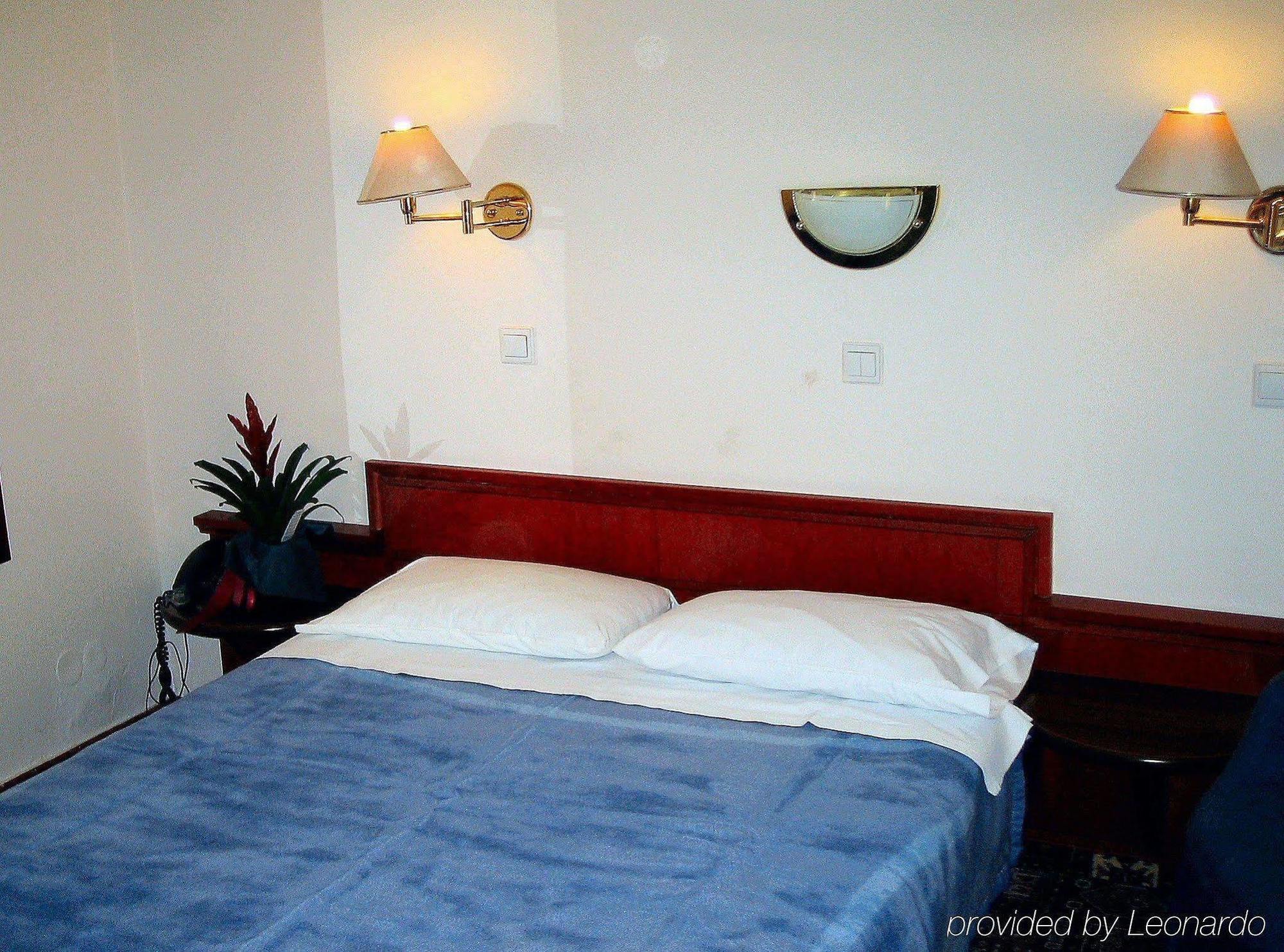Hotel Metropol Larissa Room photo
