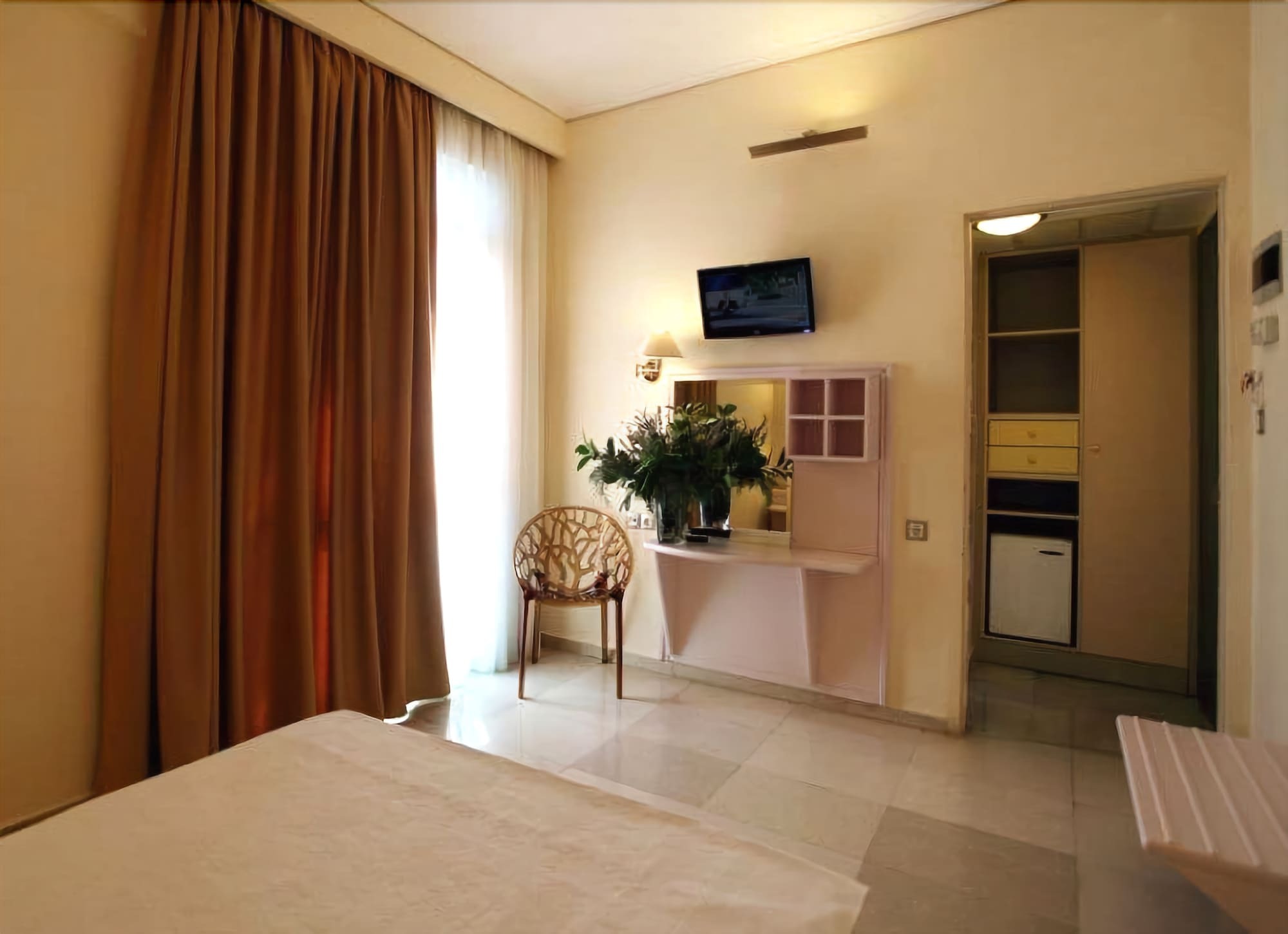 Hotel Metropol Larissa Exterior photo